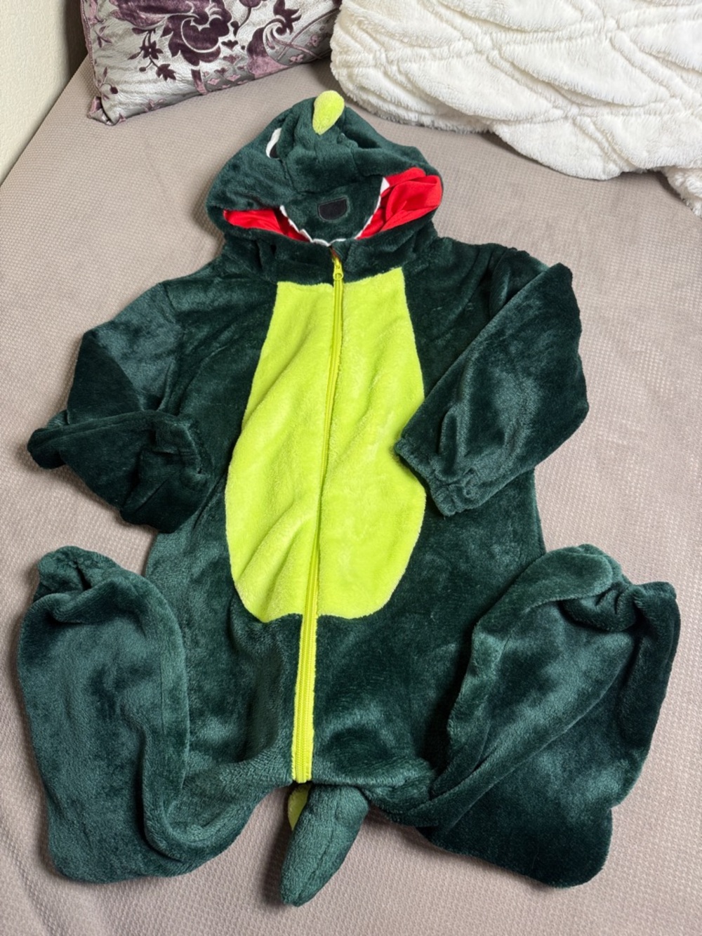 Children's Green Plush Dinosaur Costume with Hood